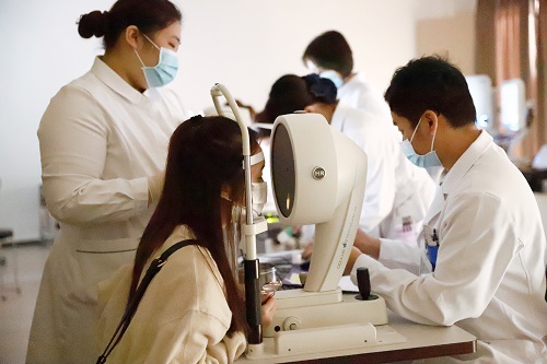在广州哪个医院做激光近视手术更好呢？